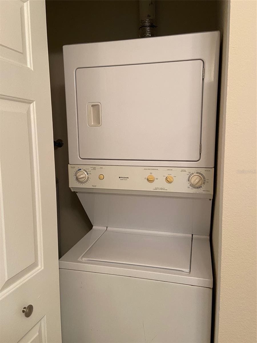 Washers and Dryer in units - 601 E 2ND AVE, NEW SMYRNA BEACH