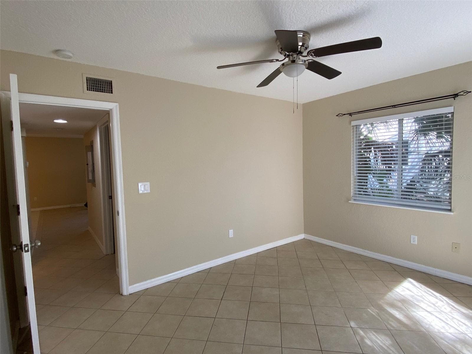 Bedroom - 601 E 2ND AVE, NEW SMYRNA BEACH