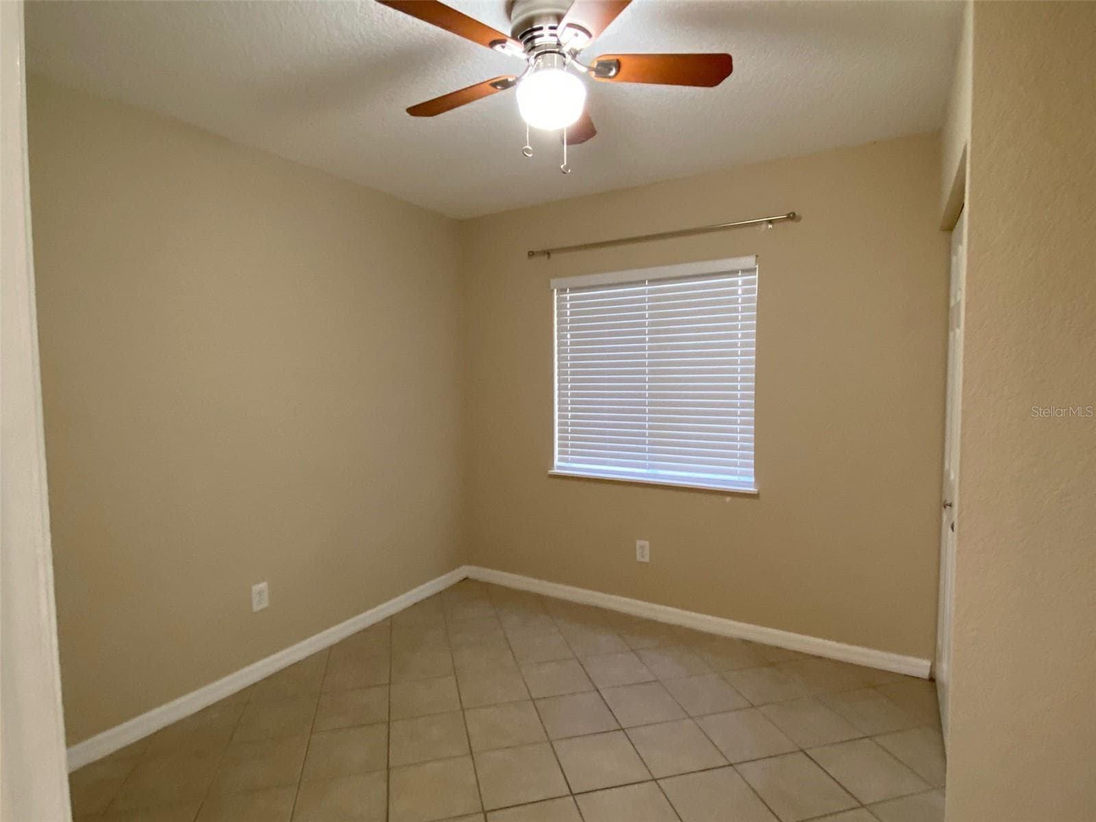 Bedroom - 601 E 2ND AVE, NEW SMYRNA BEACH
