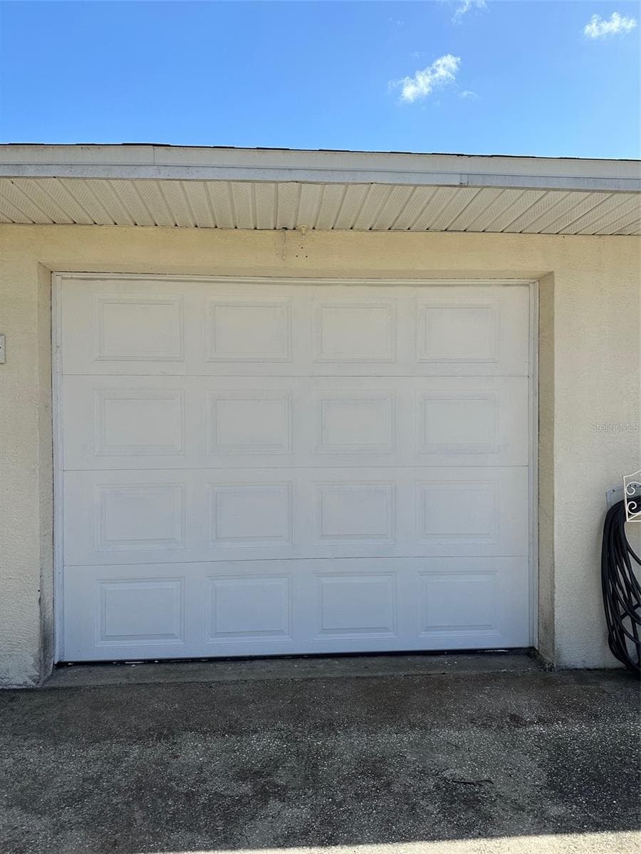 Garage for wach unit - 601 E 2ND AVE, NEW SMYRNA BEACH