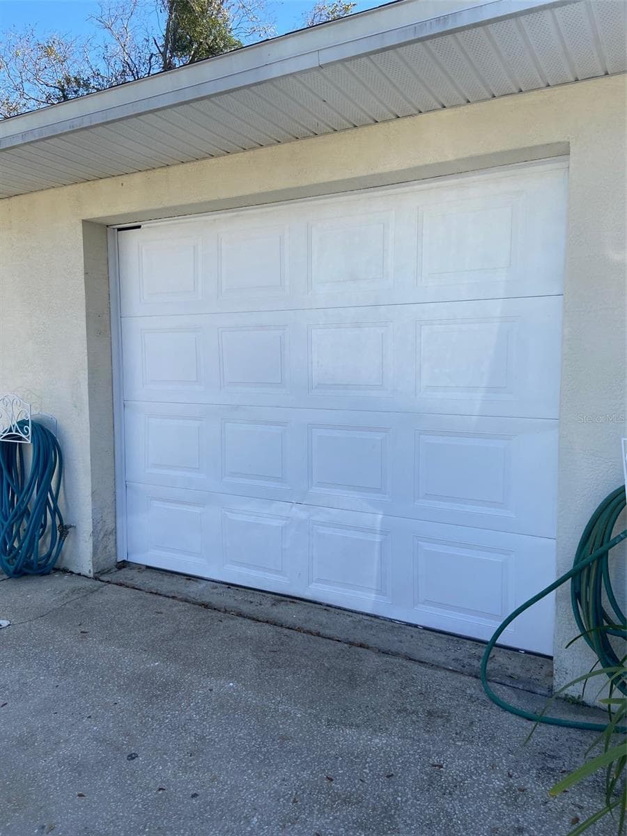 Garage for each unit - 601 E 2ND AVE, NEW SMYRNA BEACH