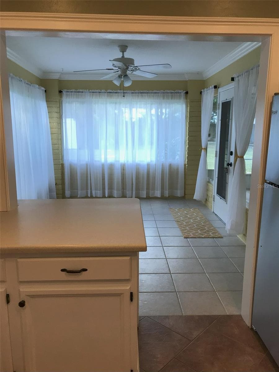 Single Family Residence at 2165 SUNNYSIDE LN, SARASOTA, photo 9 of 30