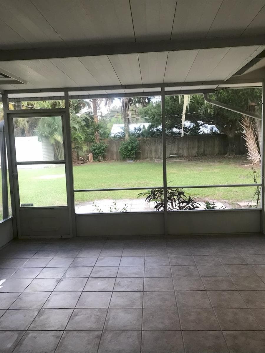 Single Family Residence at 2165 SUNNYSIDE LN, SARASOTA, photo 13 of 30
