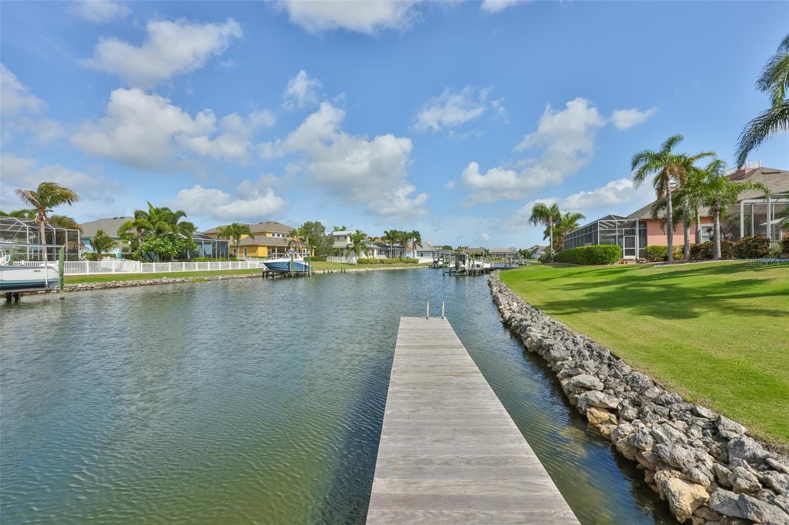 dock and canal looking westward - 5318 LOON NEST CT, APOLLO BEACH