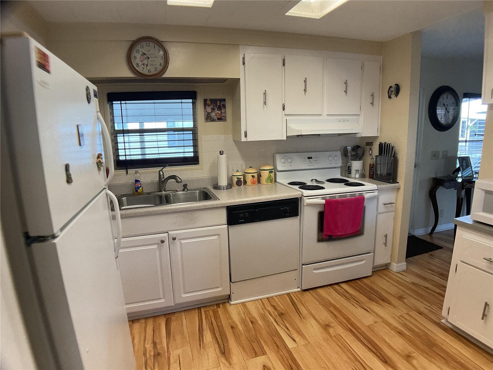 Manufactured Home at 2100 KINGS HWY #98, PORT CHARLOTTE, photo 12 of 100