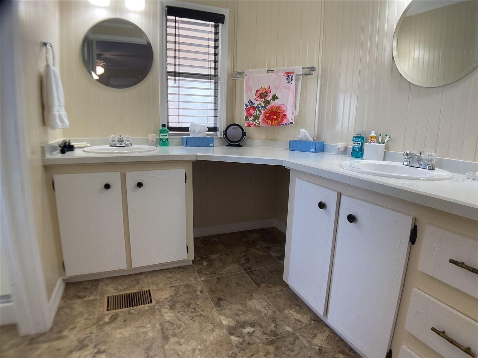 Manufactured Home at 2100 KINGS HWY #98, PORT CHARLOTTE, photo 18 of 100