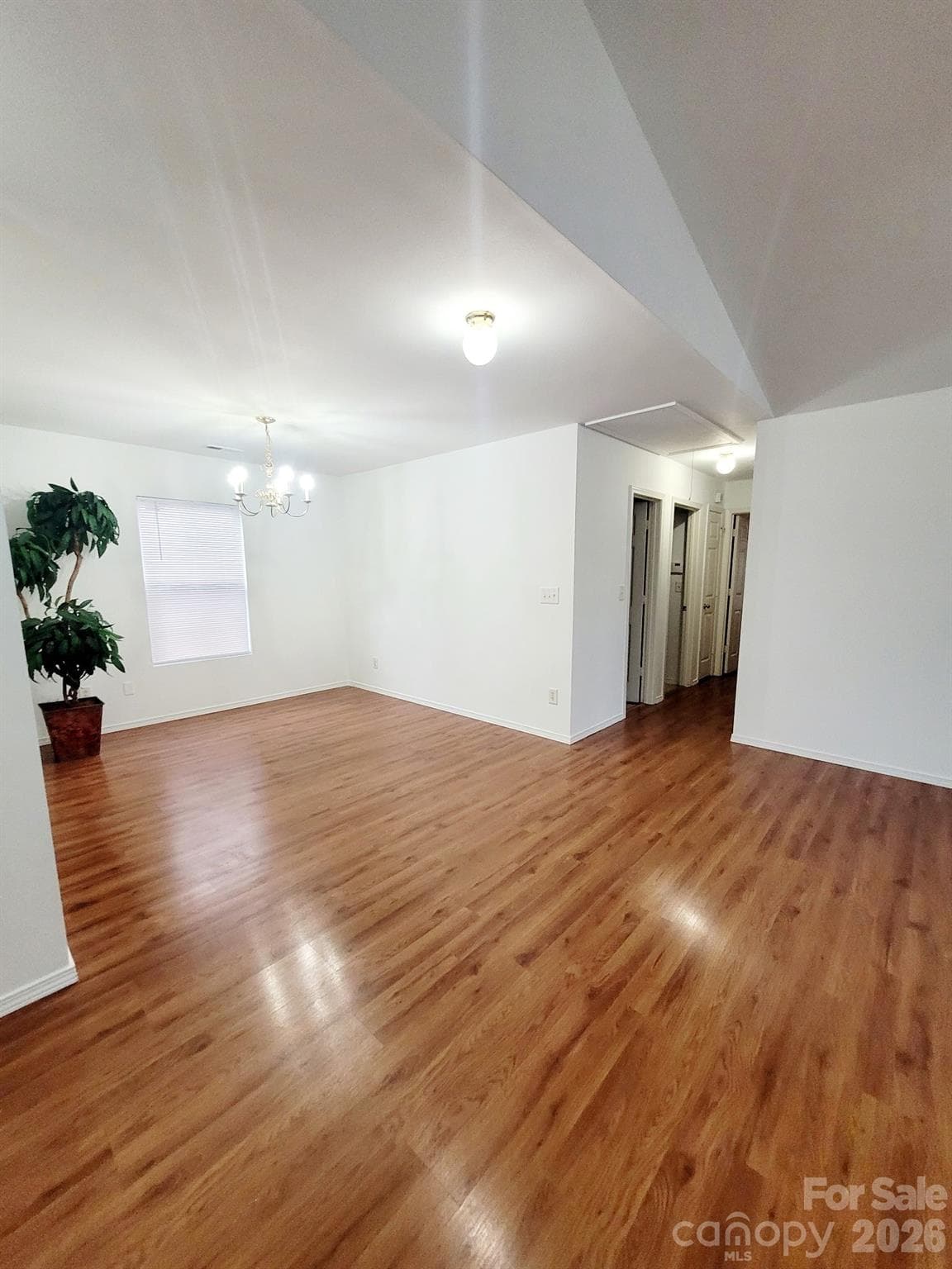 Single Family Residence at 2416 Buckleigh Drive, Charlotte, photo 18 of 20