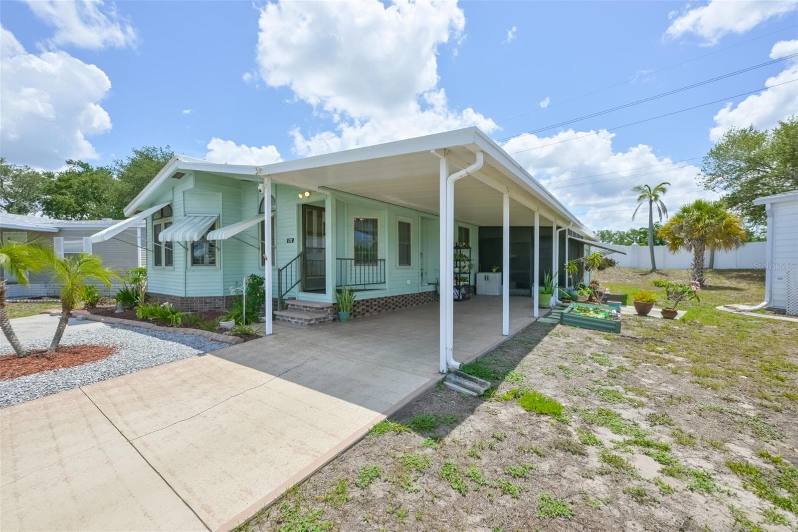 Manufactured Home at 192 S PORT ROYAL LN, APOLLO BEACH, photo 33 of 33