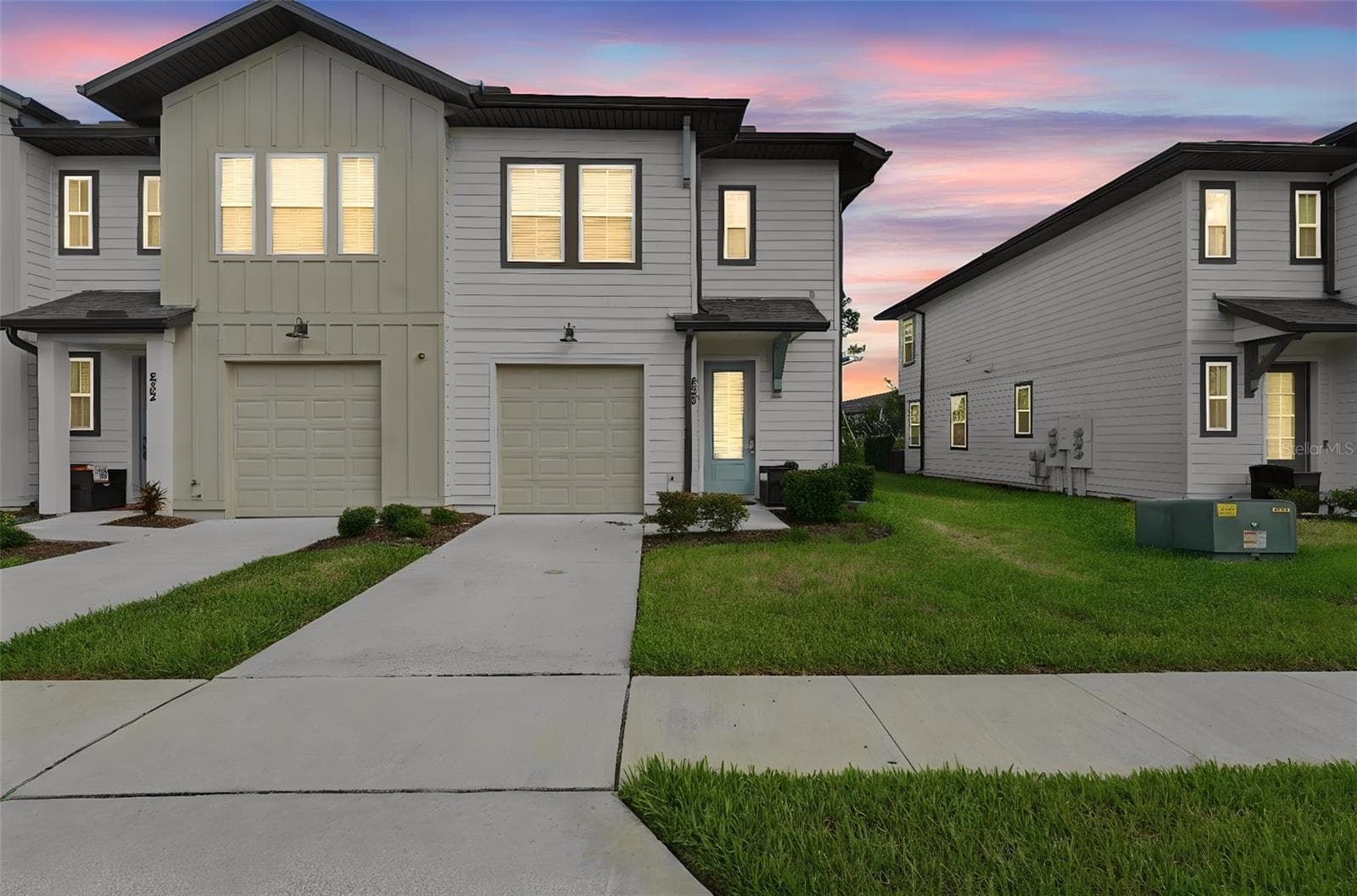 828 LONGBOAT DR