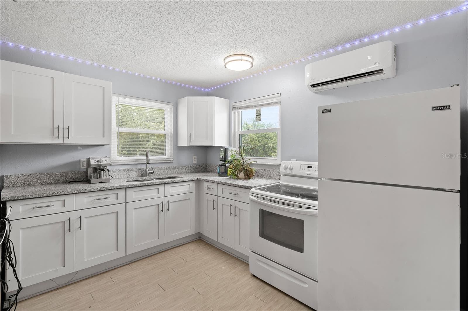 Single Family Residence at 115 TEN OAK PL, VALRICO, photo 32 of 42