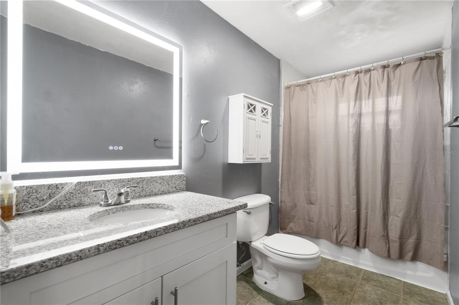Single Family Residence at 115 TEN OAK PL, VALRICO, photo 36 of 42
