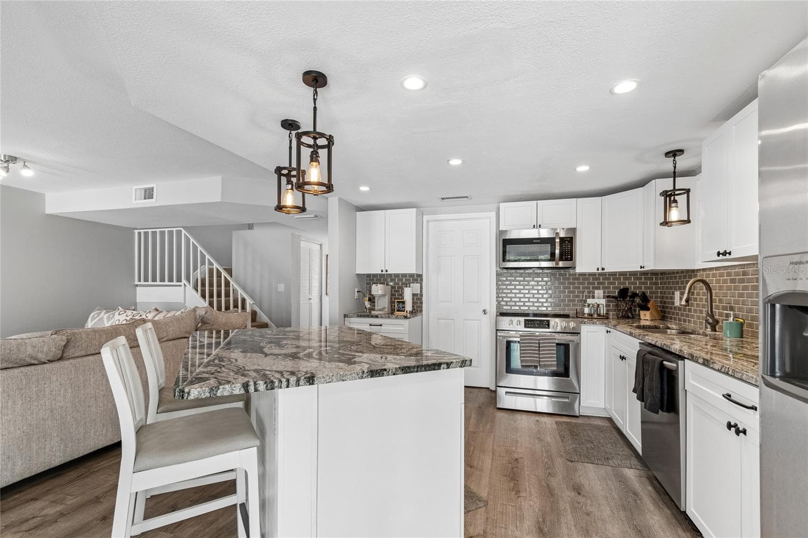 Kitchen - 7324 STONE HAVEN CT N, PINELLAS PARK