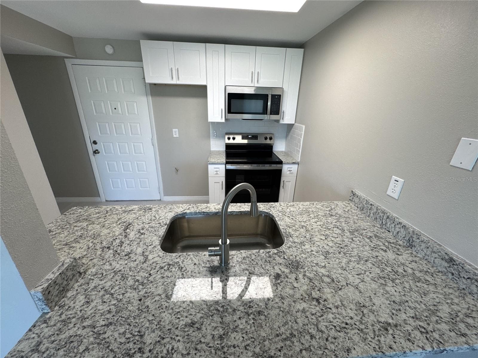 Condominium at 1285 GULF BLVD #5, ENGLEWOOD, photo 4 of 13