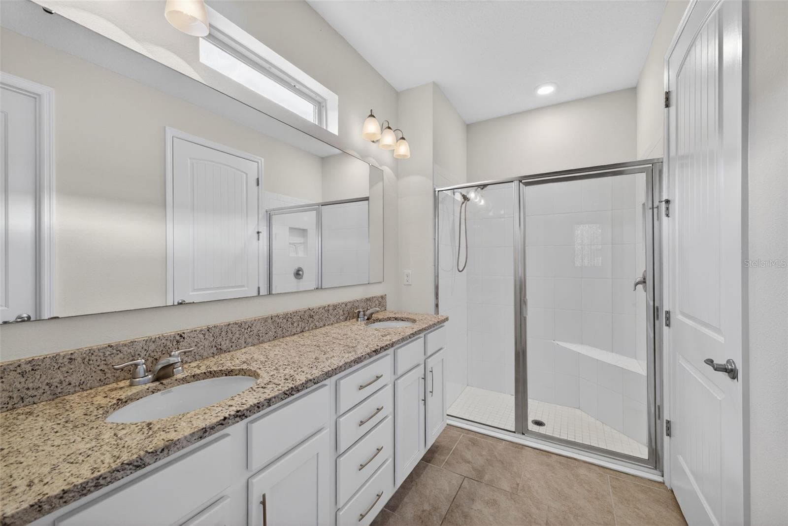 Single Family Residence at 17386 BLAZING STAR CIR, CLERMONT, photo 9 of 31