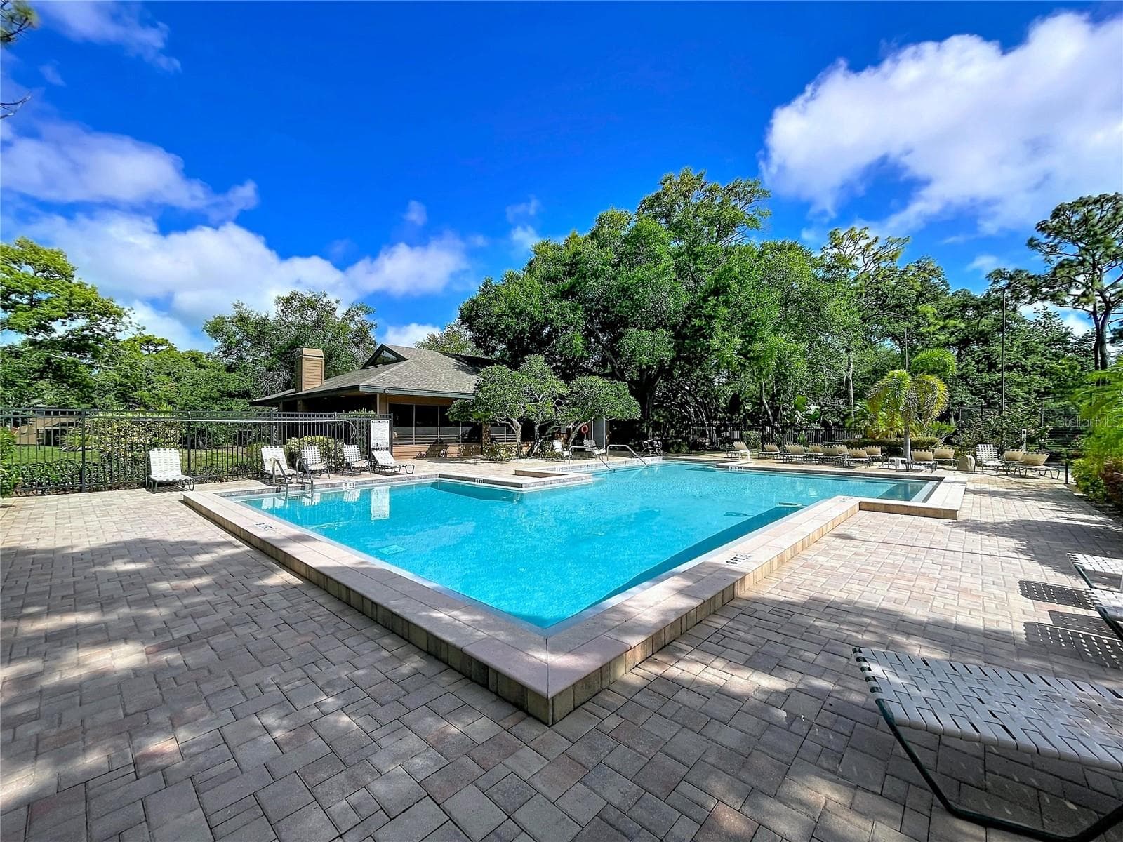 Pool - 1006 LENNOX RD W #1006, PALM HARBOR