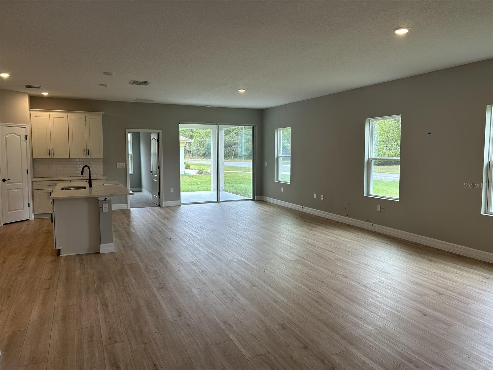 Not the actual home. Photos are of a similar floorplan. Interior/Exterior colors and features may vary. - 5887 N BEDSTROW BLVD, DUNNELLON