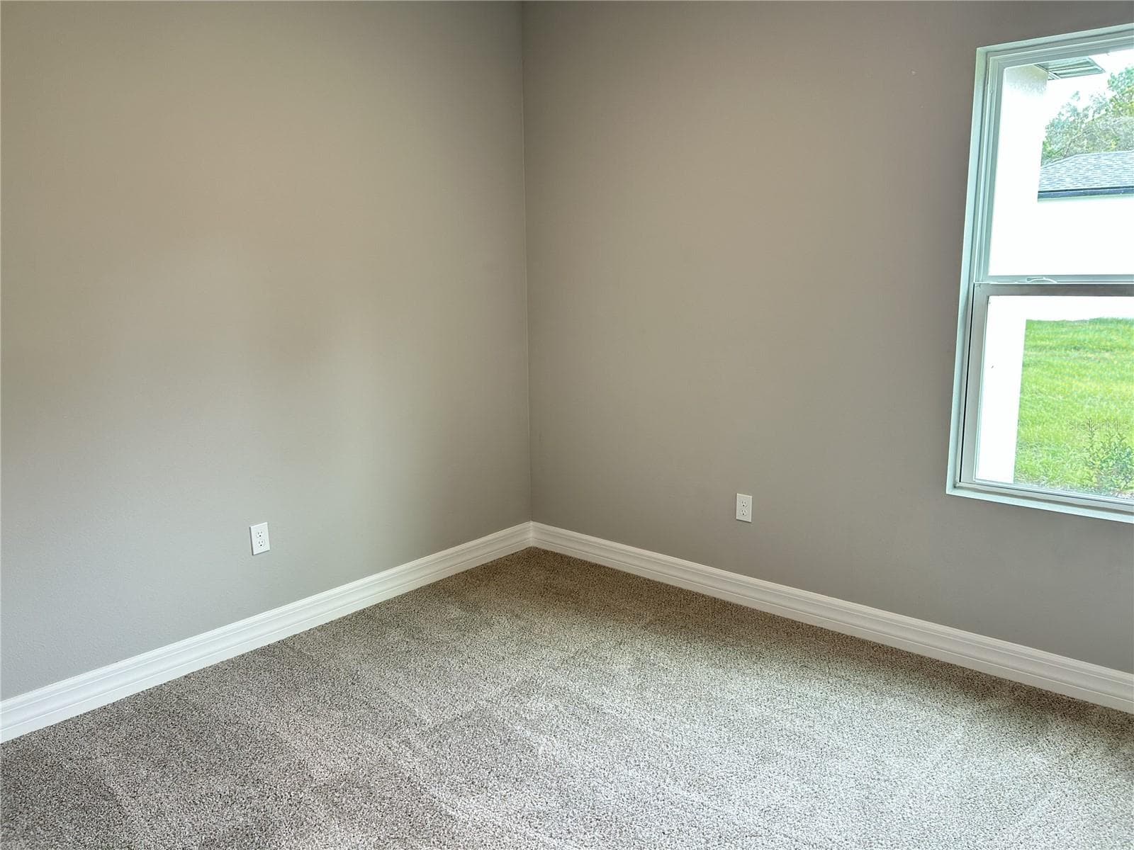 Not the actual home. Photos are of a similar floorplan. Interior/Exterior colors and features may vary. - 5887 N BEDSTROW BLVD, DUNNELLON