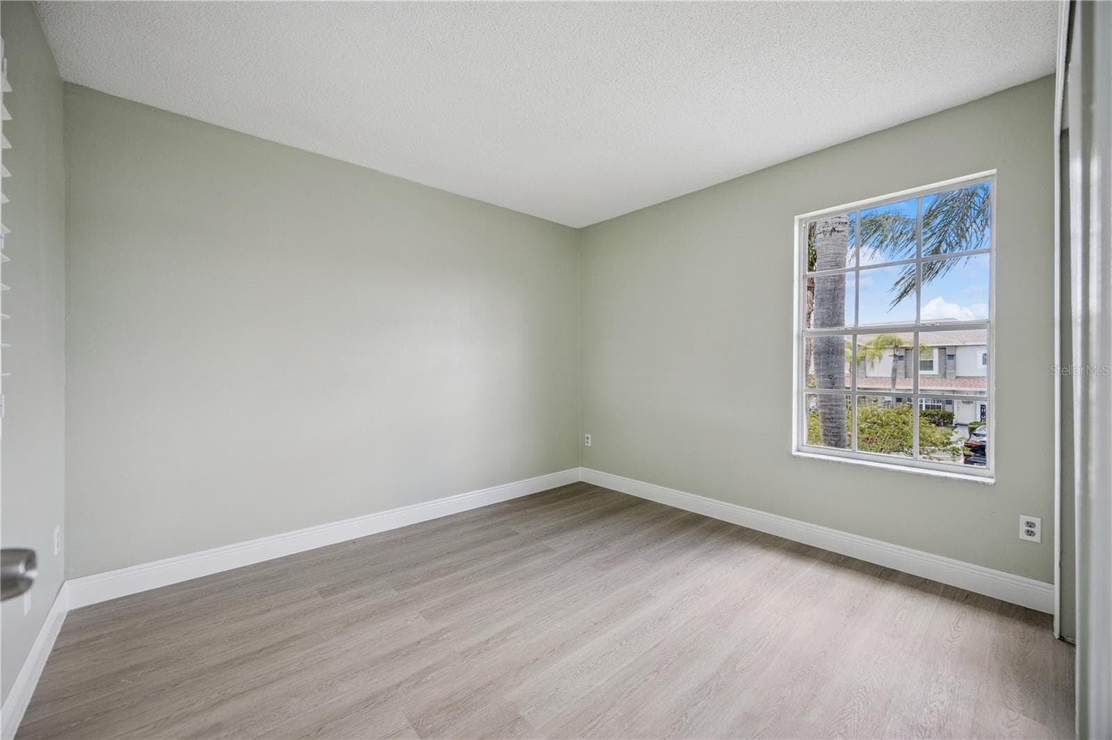 Townhouse at 14451 BAY ISLE DR, ORLANDO, photo 12 of 25