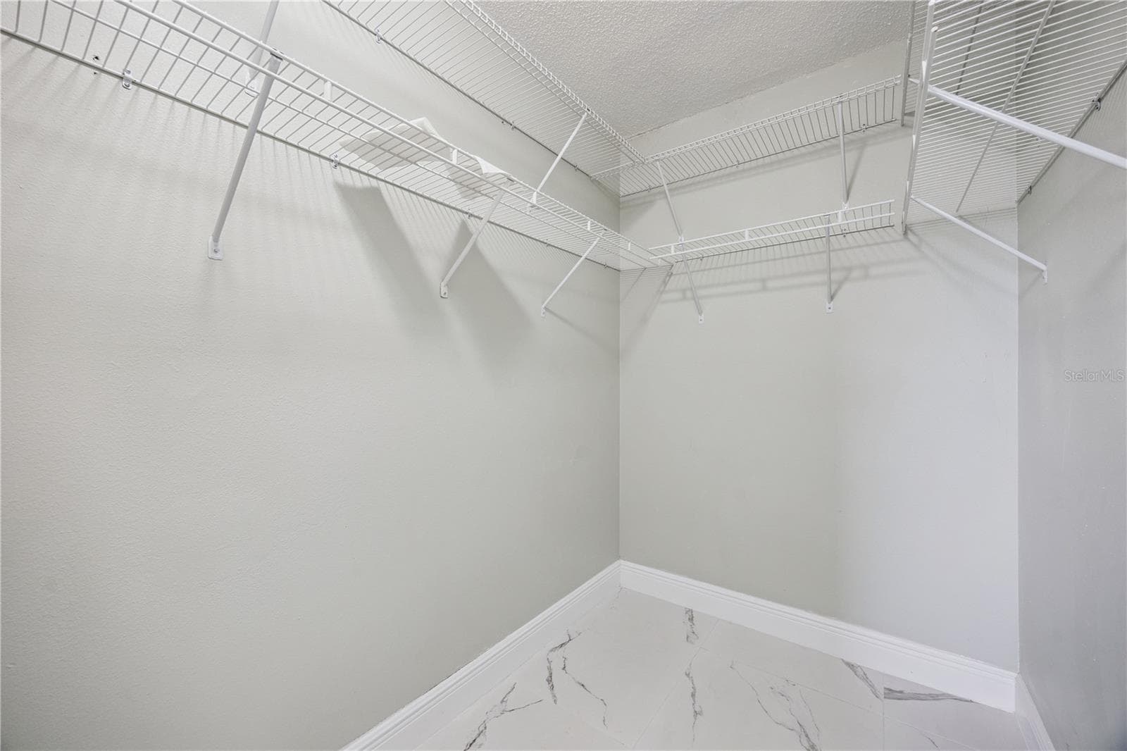 Townhouse at 14451 BAY ISLE DR, ORLANDO, photo 14 of 25