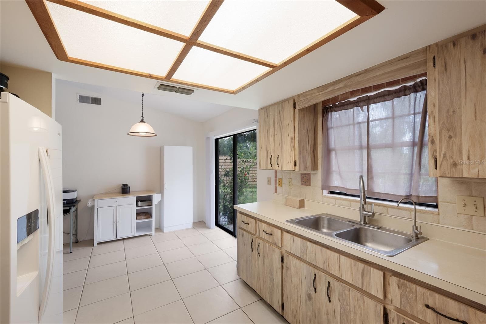 Single Family Residence at 5202 FOXCROFT CT, SARASOTA, photo 14 of 30