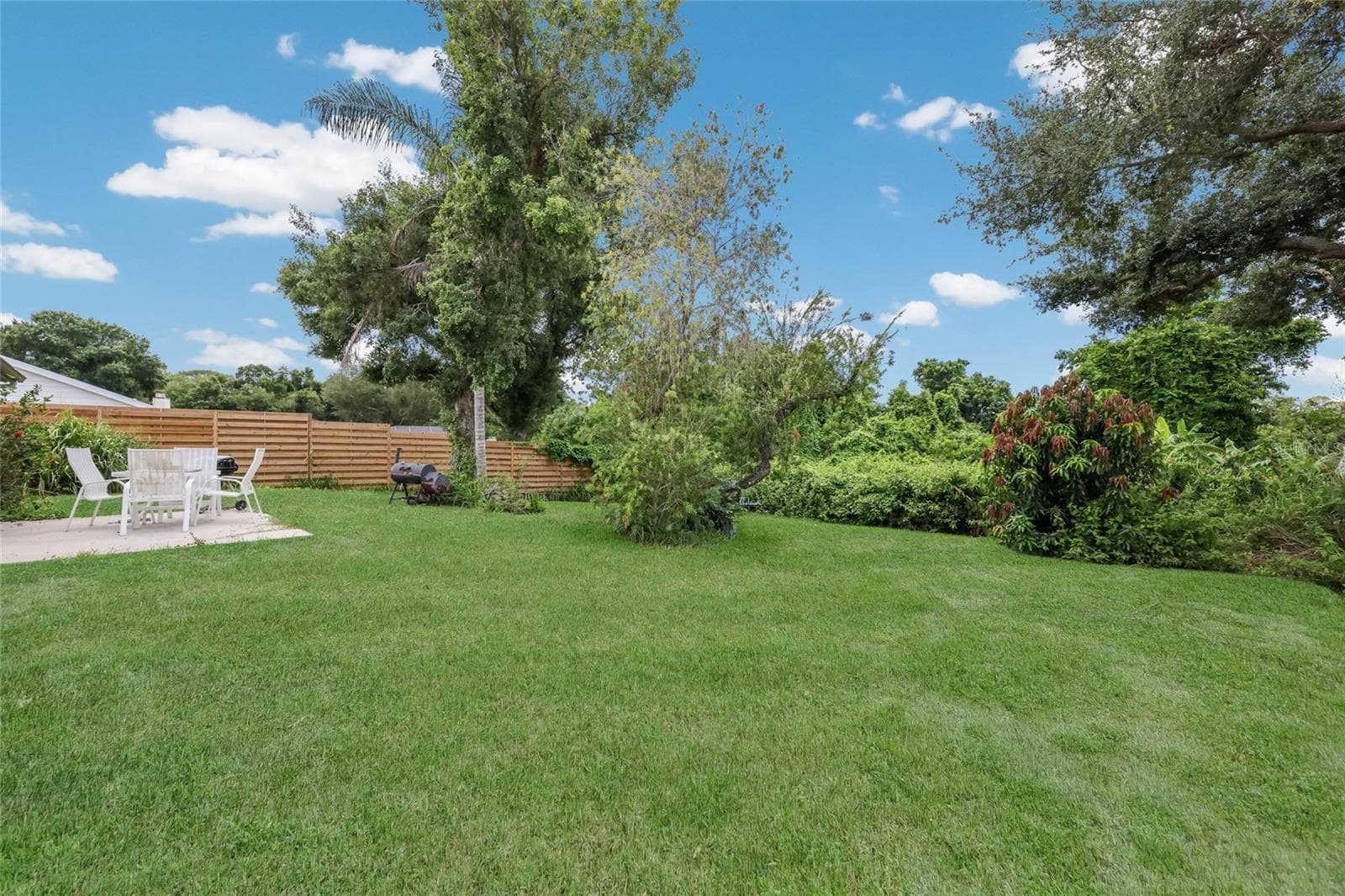 Single Family Residence at 5202 FOXCROFT CT, SARASOTA, photo 20 of 30