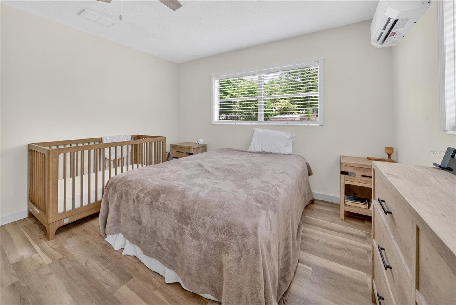 Primary bedroom - 529 E GOTTSCHE AVE, EUSTIS