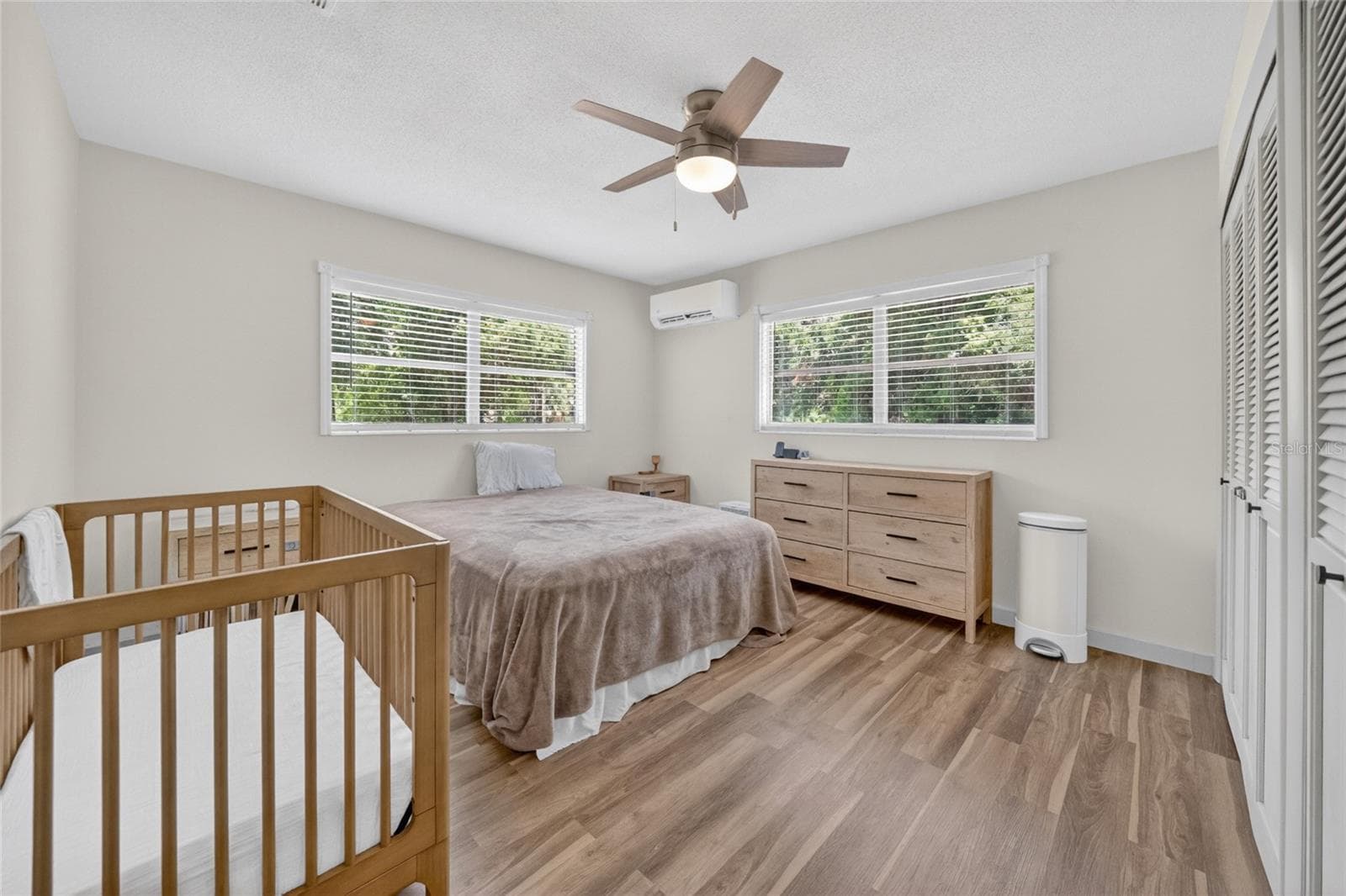 Primary bedroom - 529 E GOTTSCHE AVE, EUSTIS