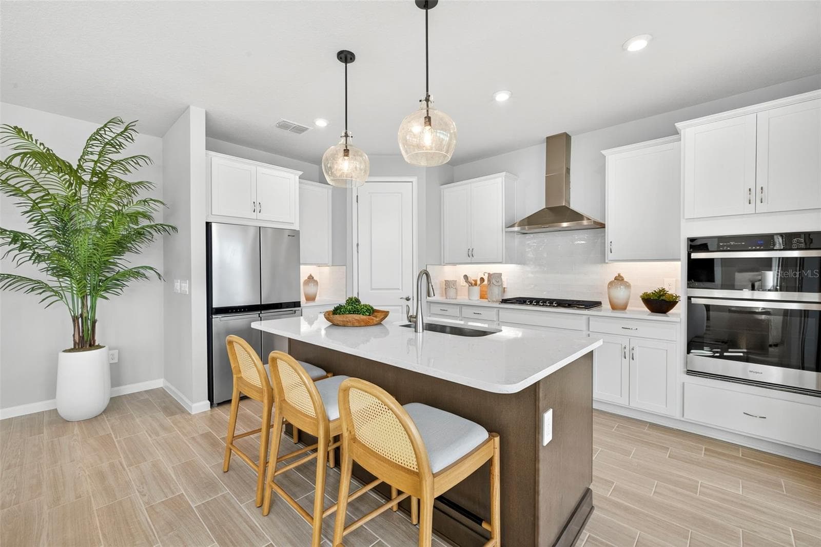 Model from another community of same floor plan - 34877 ARBOR RETREAT DR, DADE CITY