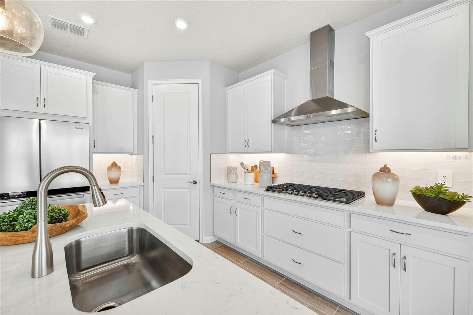 Model from another community of same floor plan - 34877 ARBOR RETREAT DR, DADE CITY