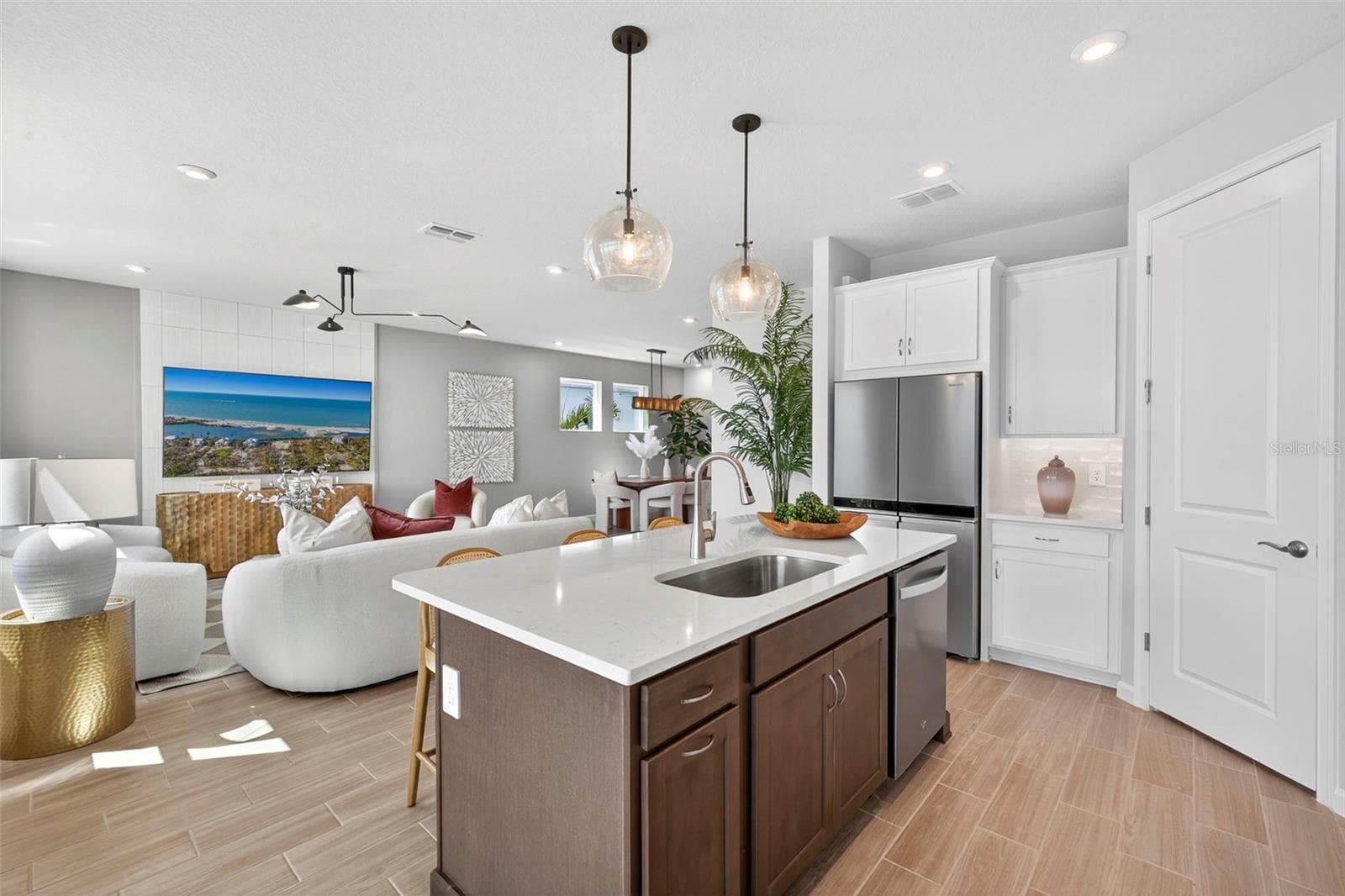 Model from another community of same floor plan - 34877 ARBOR RETREAT DR, DADE CITY