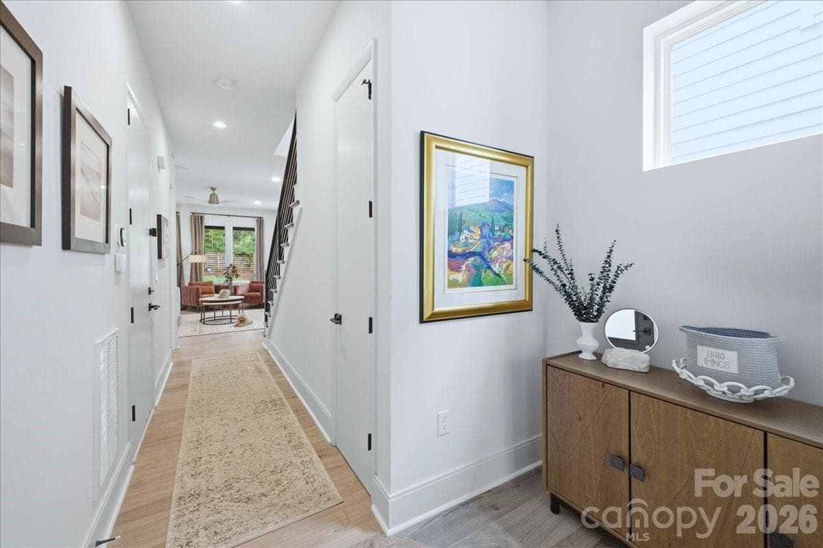 Single Family Residence at Charlotte, photo 6 of 41