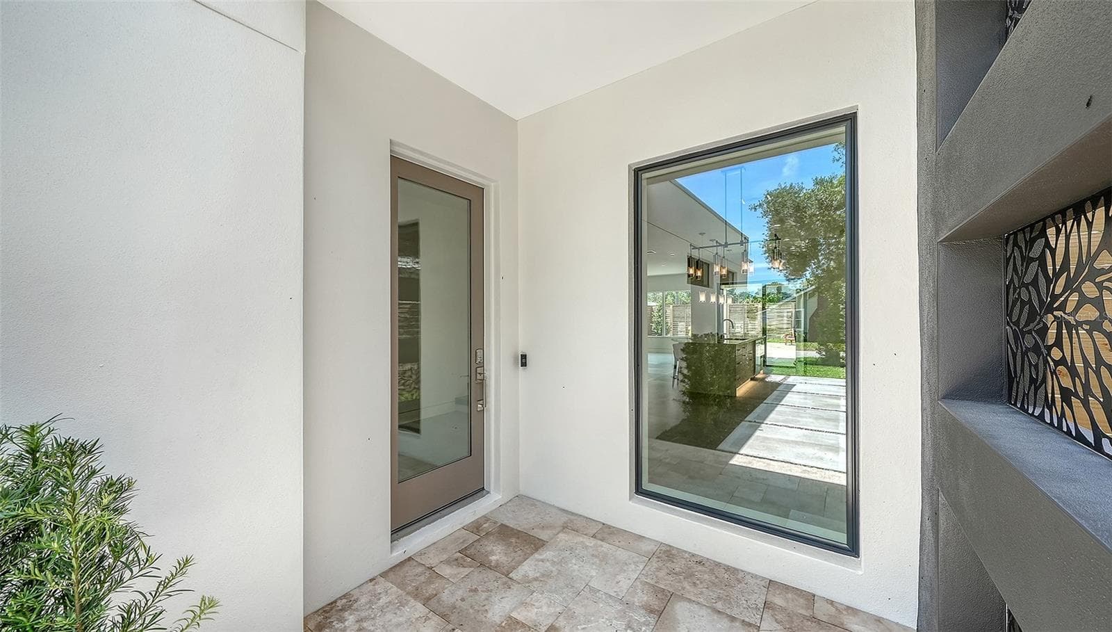 Covered entry - 2225 FLORINDA ST, SARASOTA