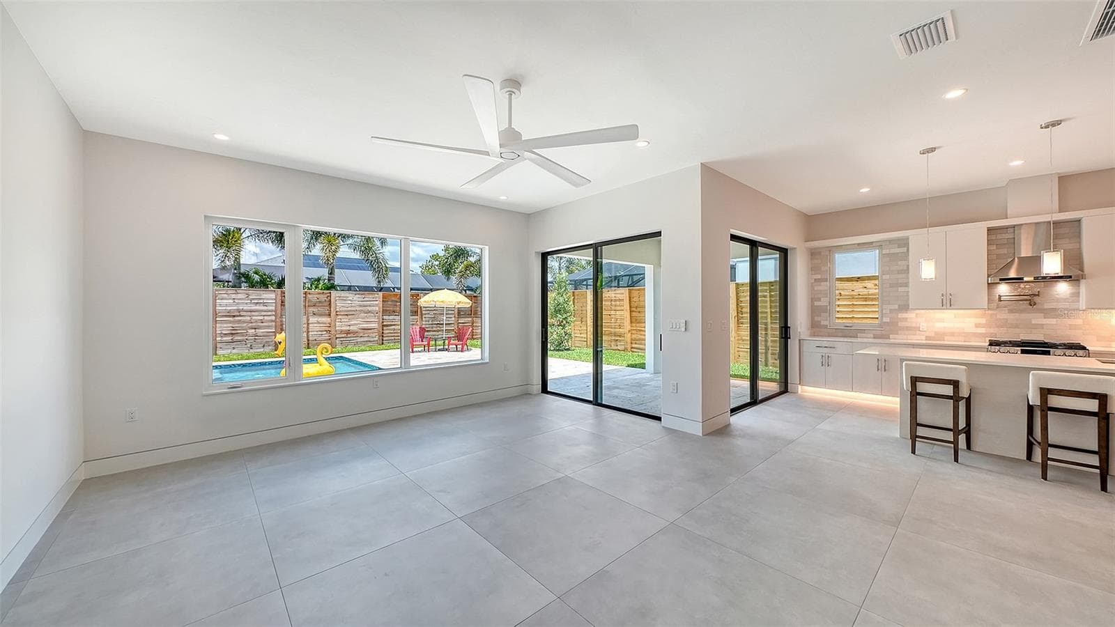 Family room - 2225 FLORINDA ST, SARASOTA