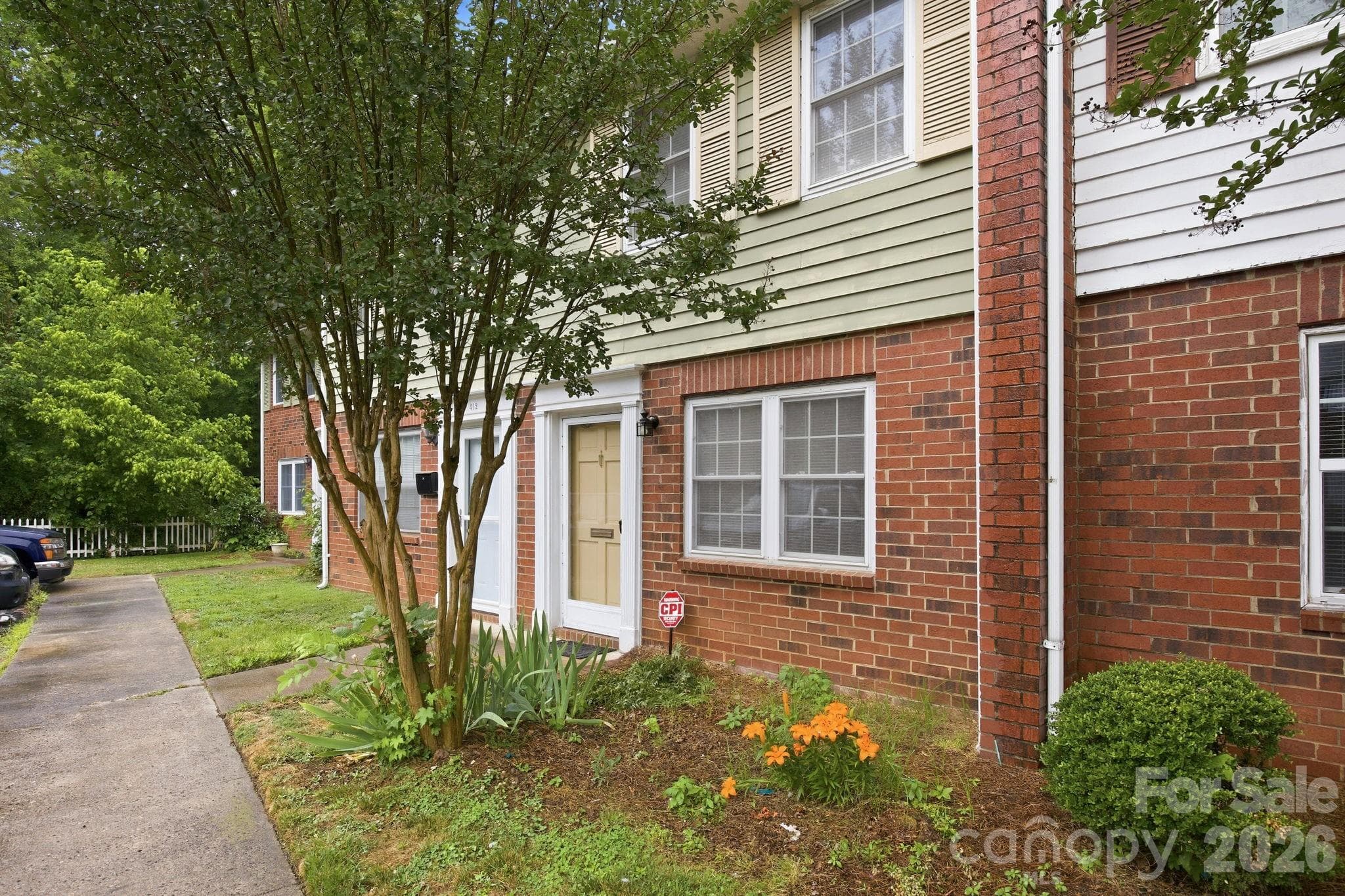 Condominium at 1300 Larchmont Place, Salisbury, photo 6 of 32