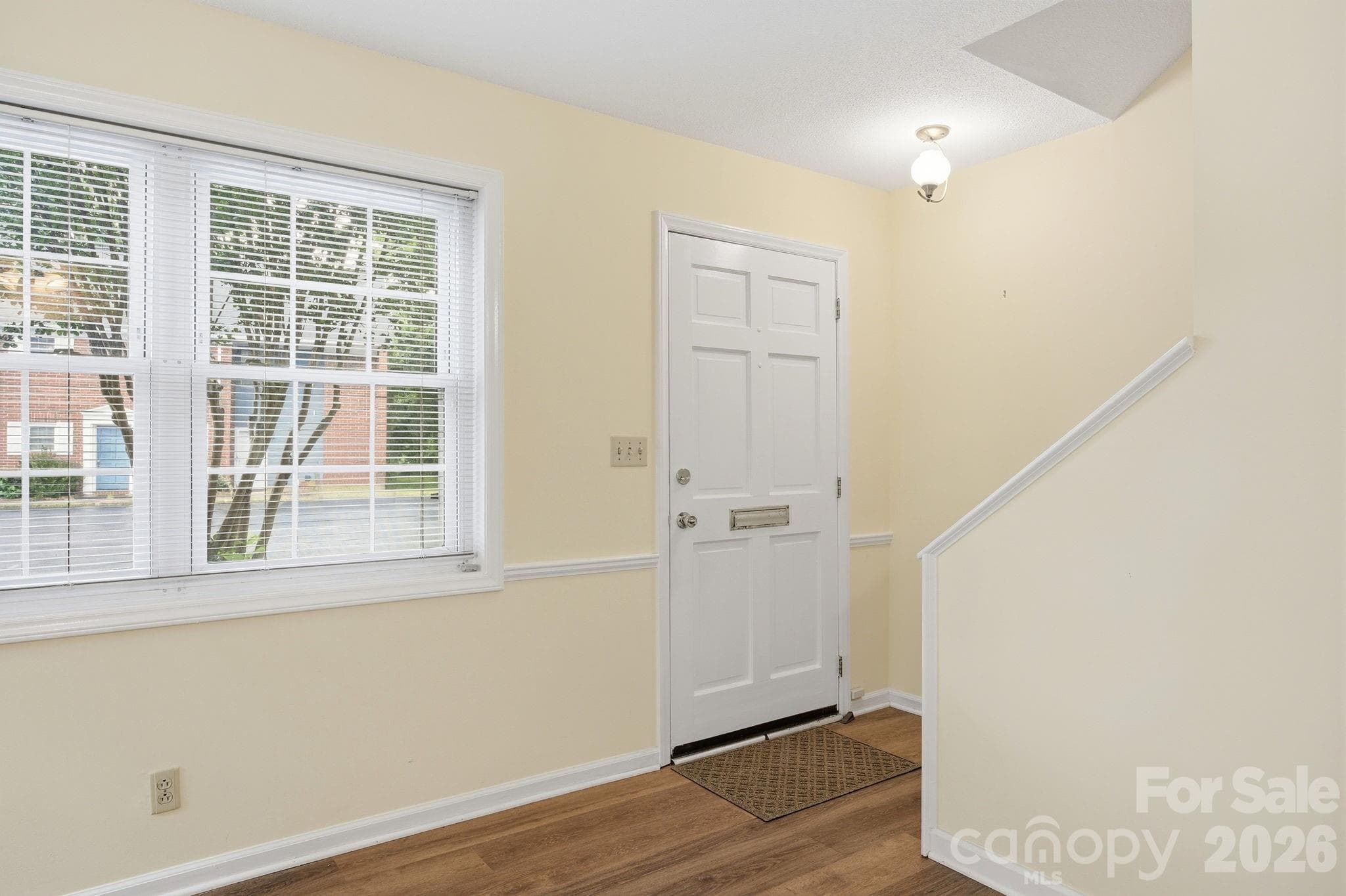 Condominium at 1300 Larchmont Place, Salisbury, photo 9 of 32
