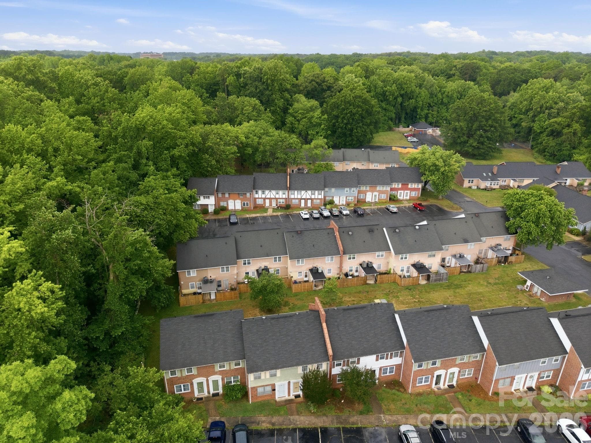 Condominium at 1300 Larchmont Place, Salisbury, photo 29 of 32