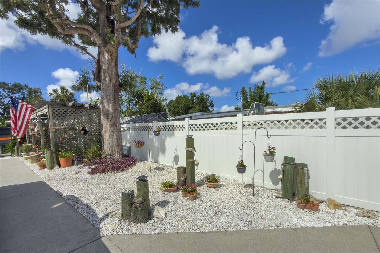 Single Family Residence at 4517 8TH STREET CT E, ELLENTON, photo 7 of 67