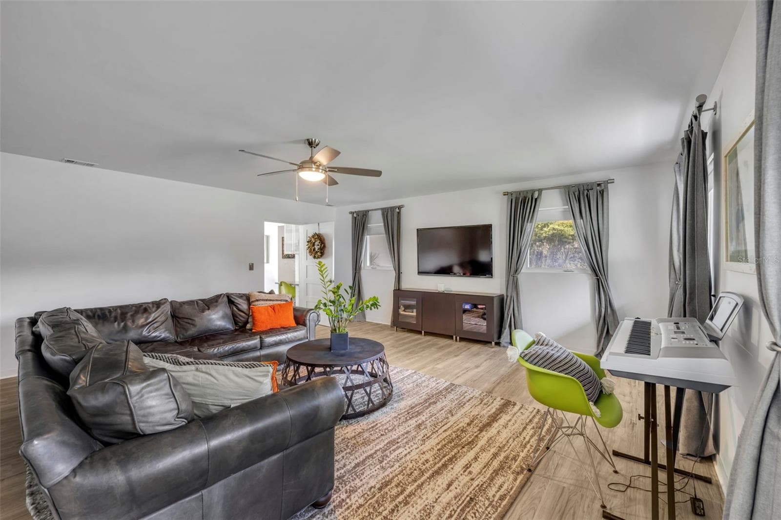 large family room - 1841 LAKE SPIER DRIVE, WINTER PARK