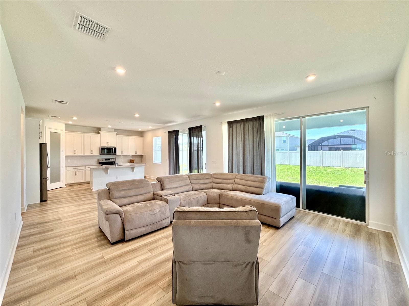 Single Family Residence at 2968 WILD MULBERRY DR, CLERMONT, photo 10 of 33