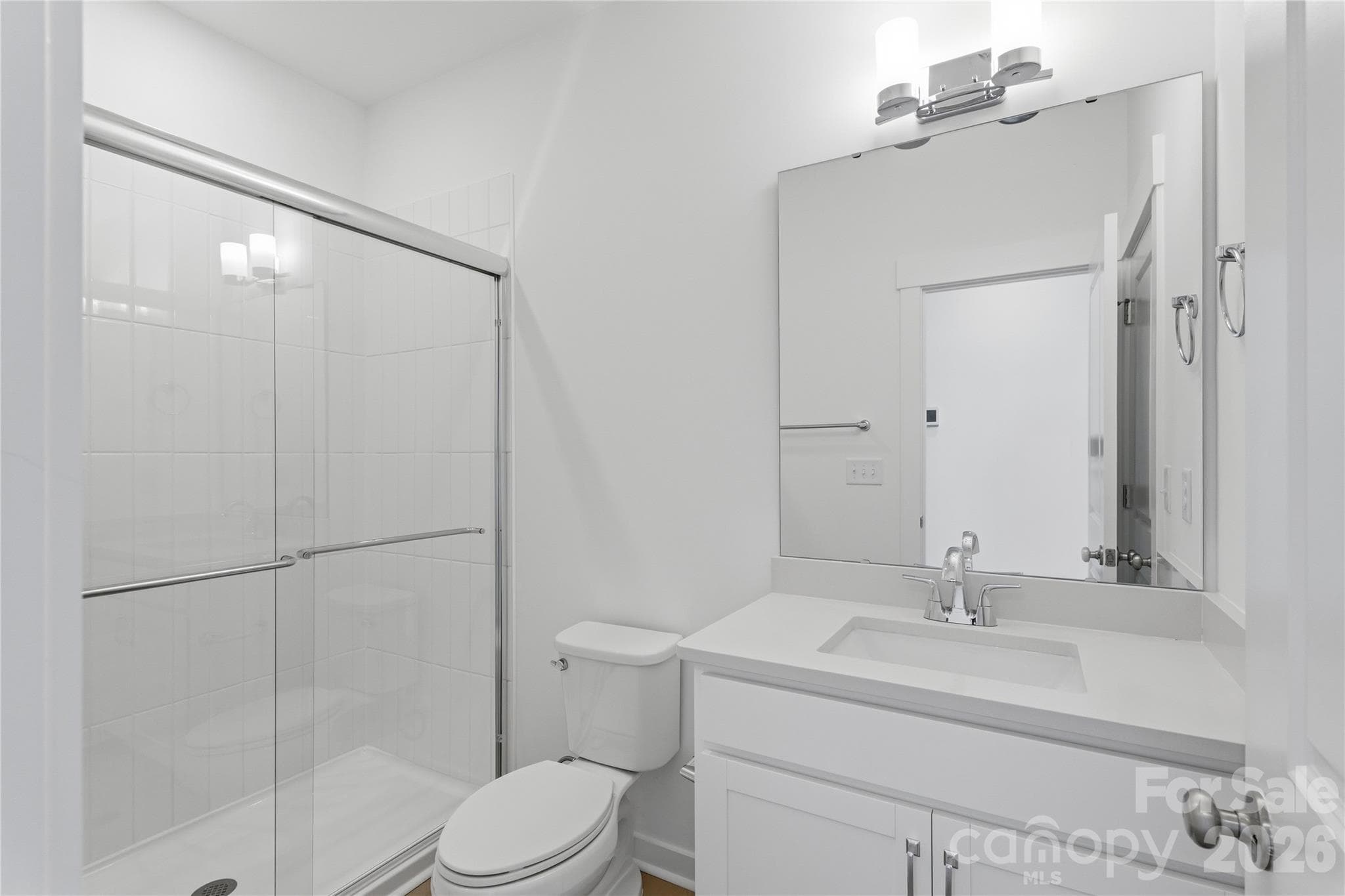 Secondary Bathroom - Charlotte