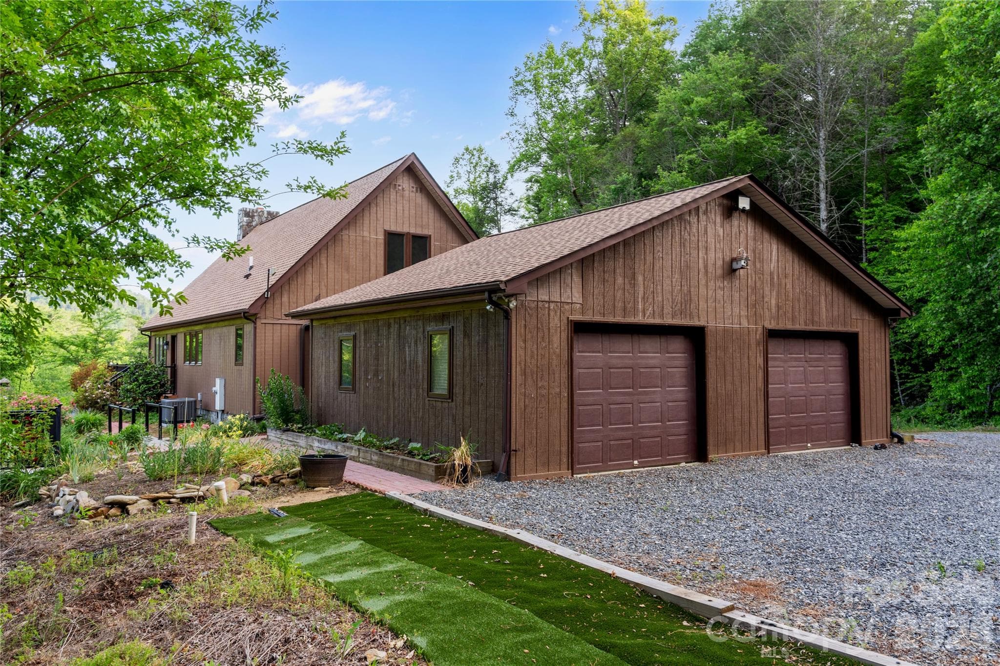 Single Family Residence at 6029 Mulberry Church Road, Lenoir, photo 17 of 48