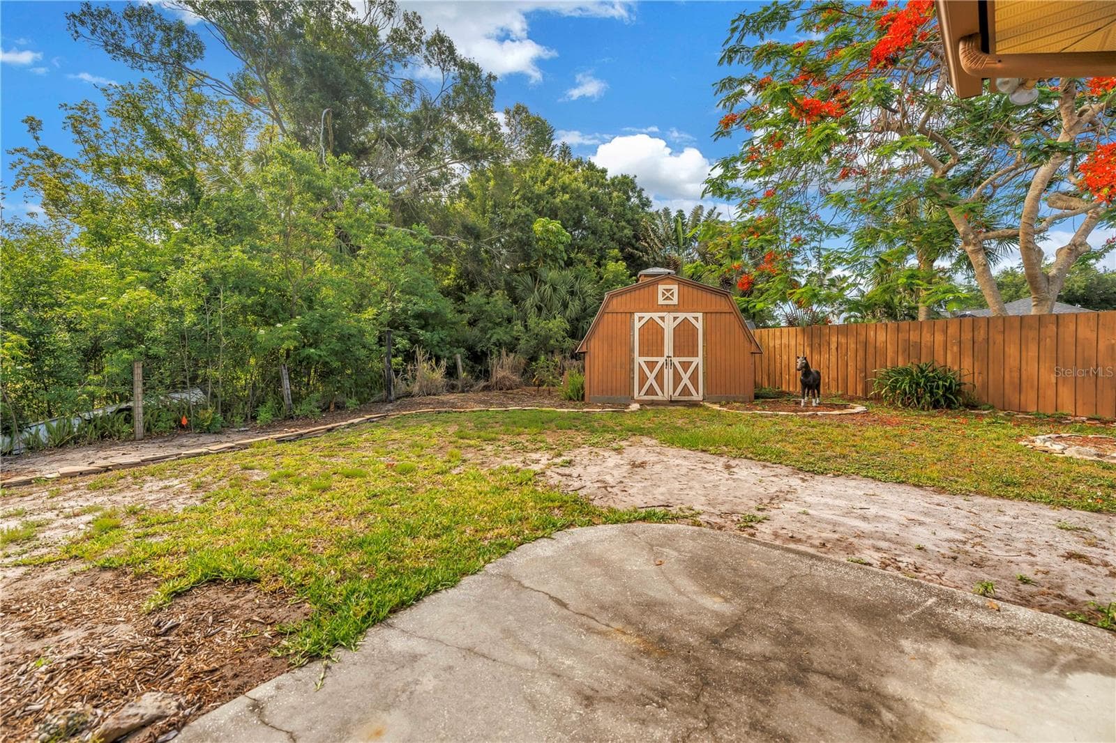 Single Family Residence at 10657 DEL PRADO DR E, LARGO, photo 52 of 76