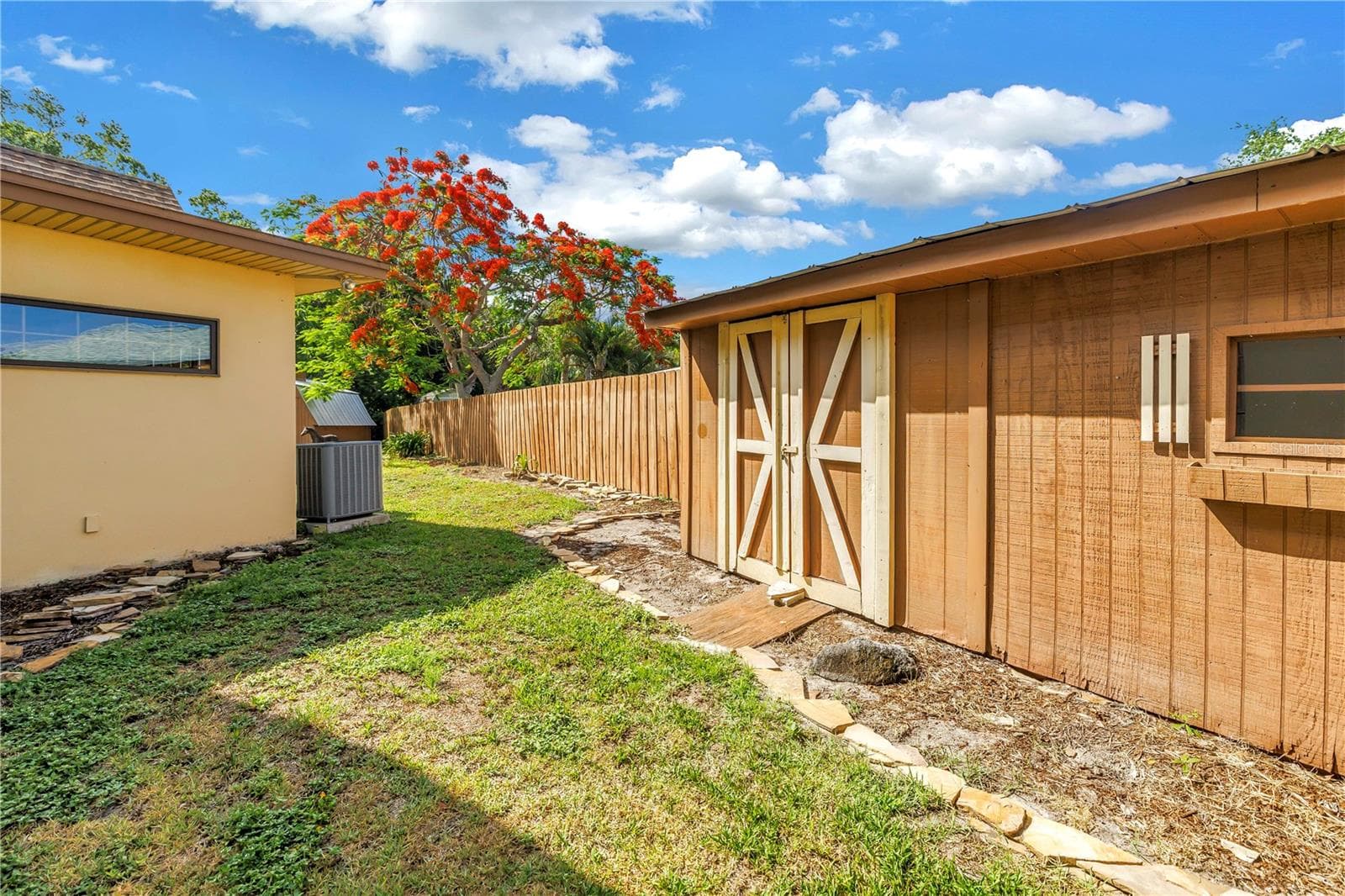 Single Family Residence at 10657 DEL PRADO DR E, LARGO, photo 55 of 76
