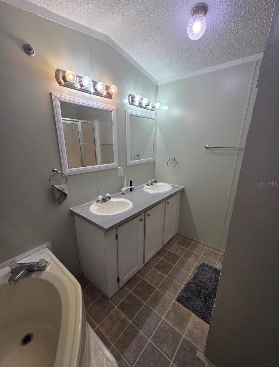 Manufactured Home at 7473 135TH CIR, LIVE OAK, photo 18 of 23