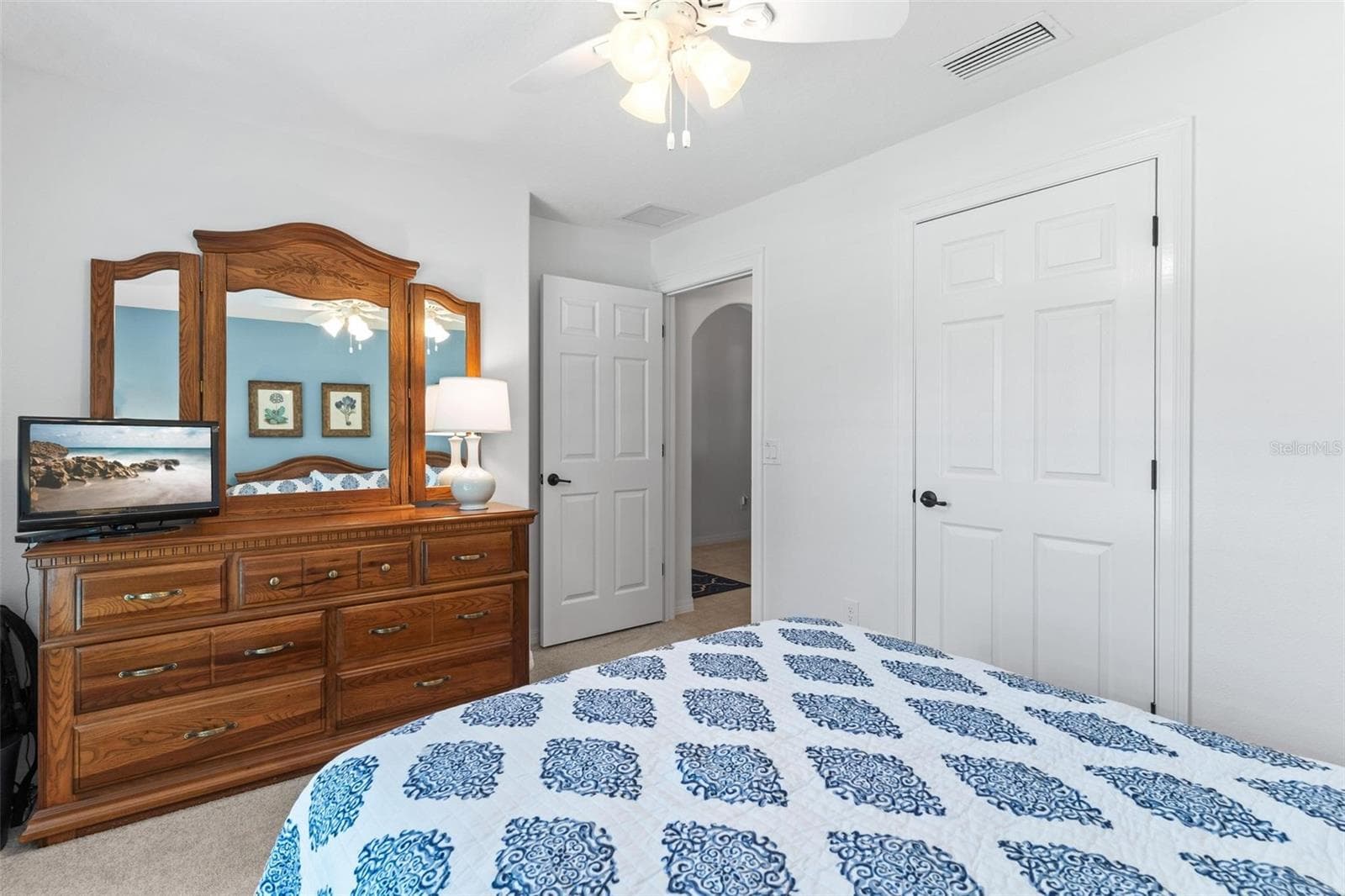 Bedroom 2 with wall closet. - 6115 LANDINGS BLVD, LADY LAKE