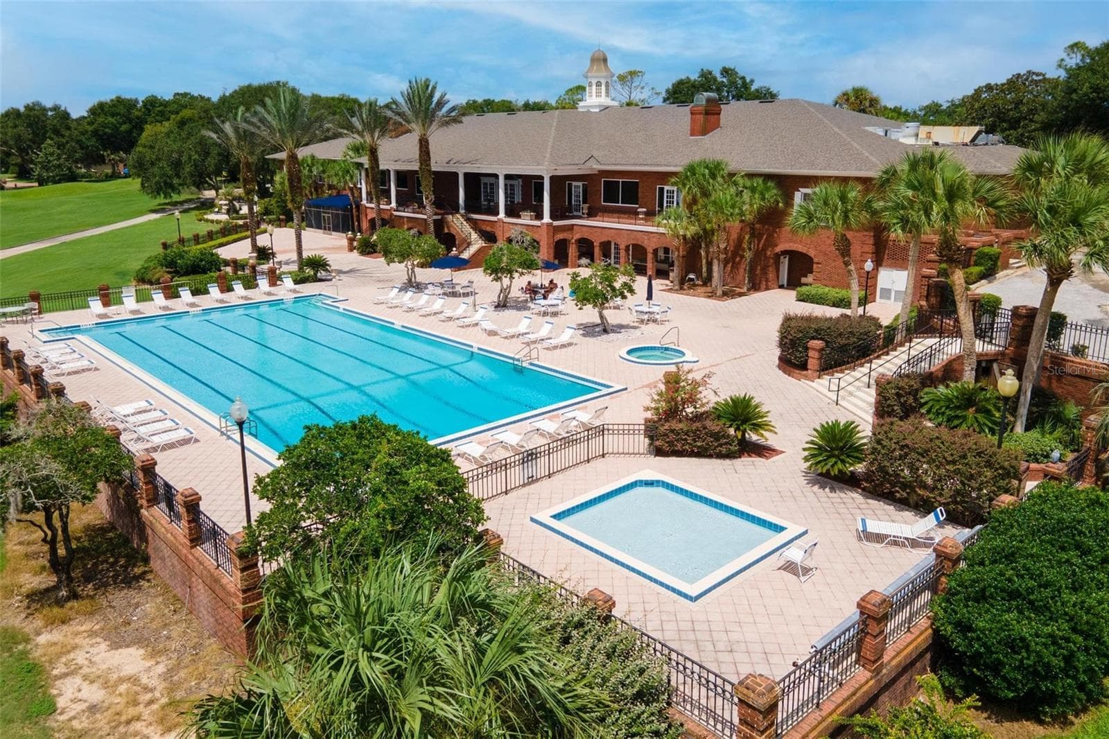 Year Around "Resort Style" Living is found here... - 6115 LANDINGS BLVD, LADY LAKE
