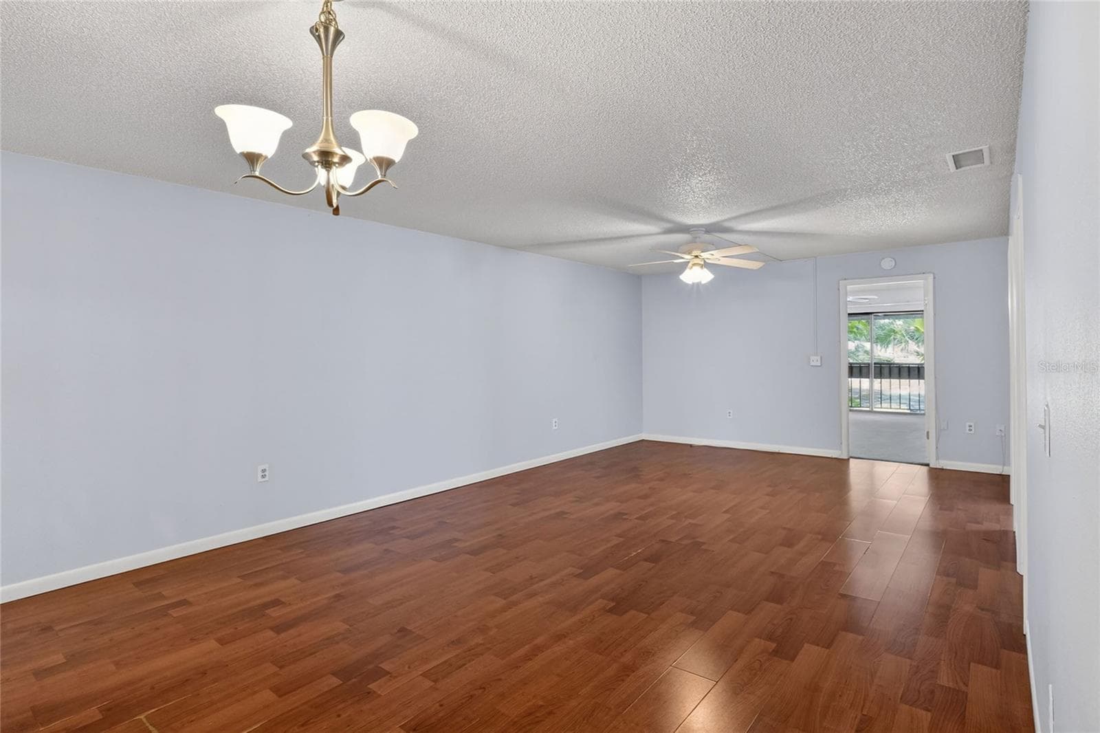 Condominium at 1810 VILLAGE CT, MULBERRY, photo 16 of 55