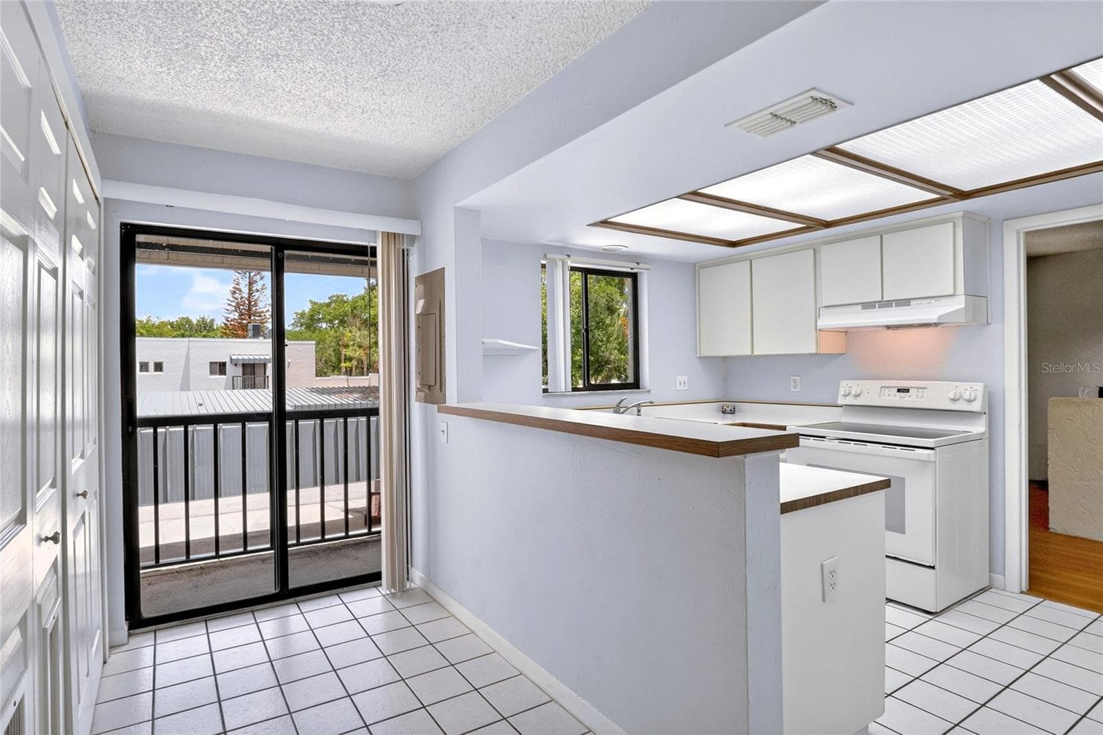 Condominium at 1810 VILLAGE CT, MULBERRY, photo 19 of 55