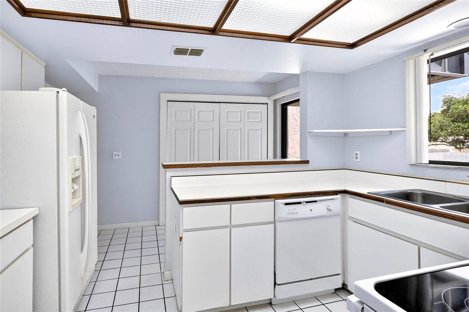 Condominium at 1810 VILLAGE CT, MULBERRY, photo 21 of 55