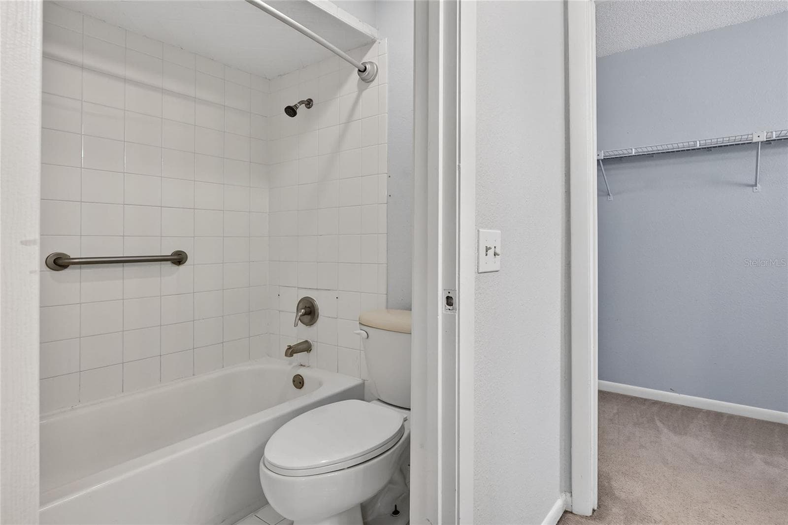 Condominium at 1810 VILLAGE CT, MULBERRY, photo 32 of 55